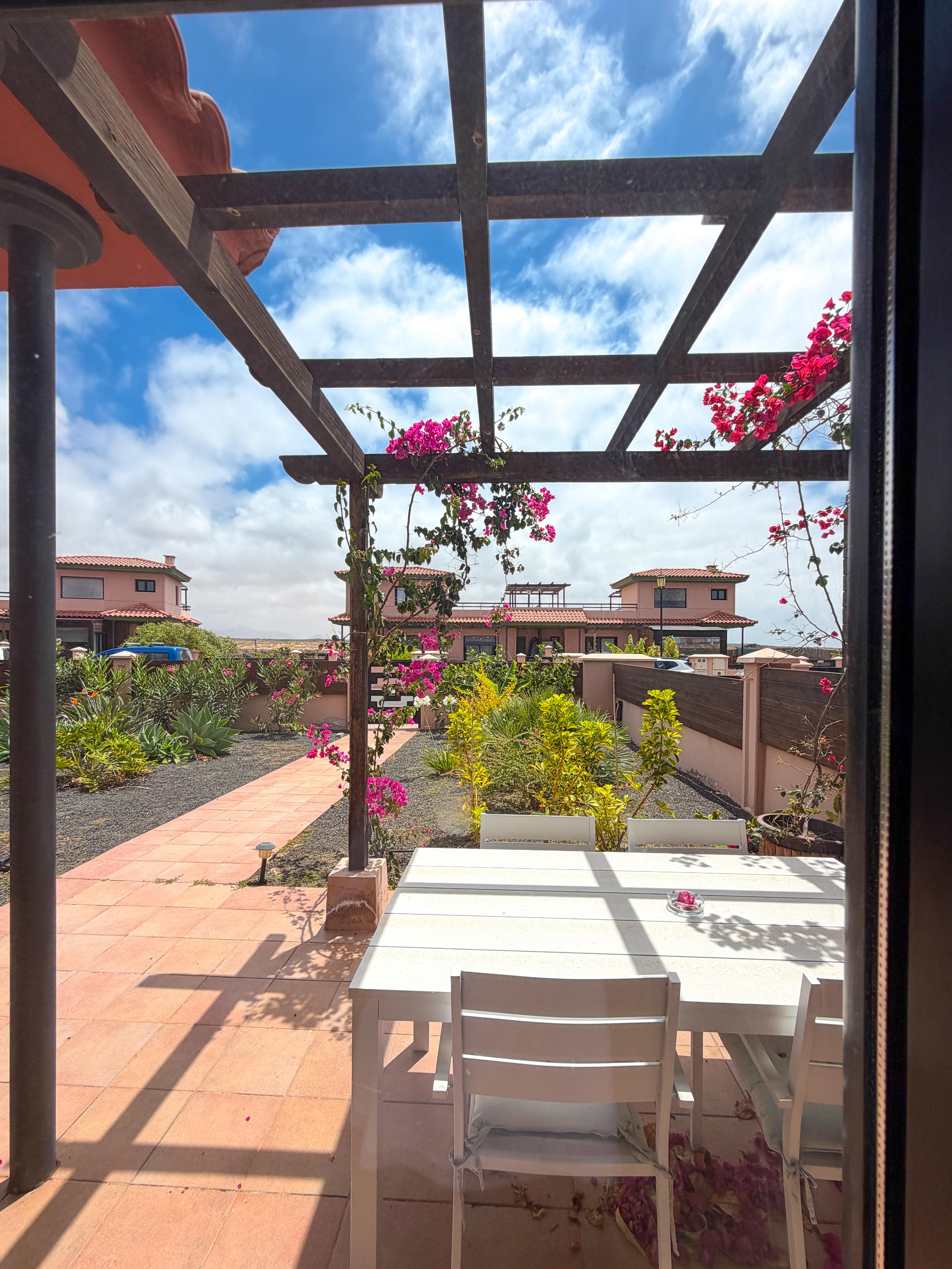 Casa Faro — Exterior